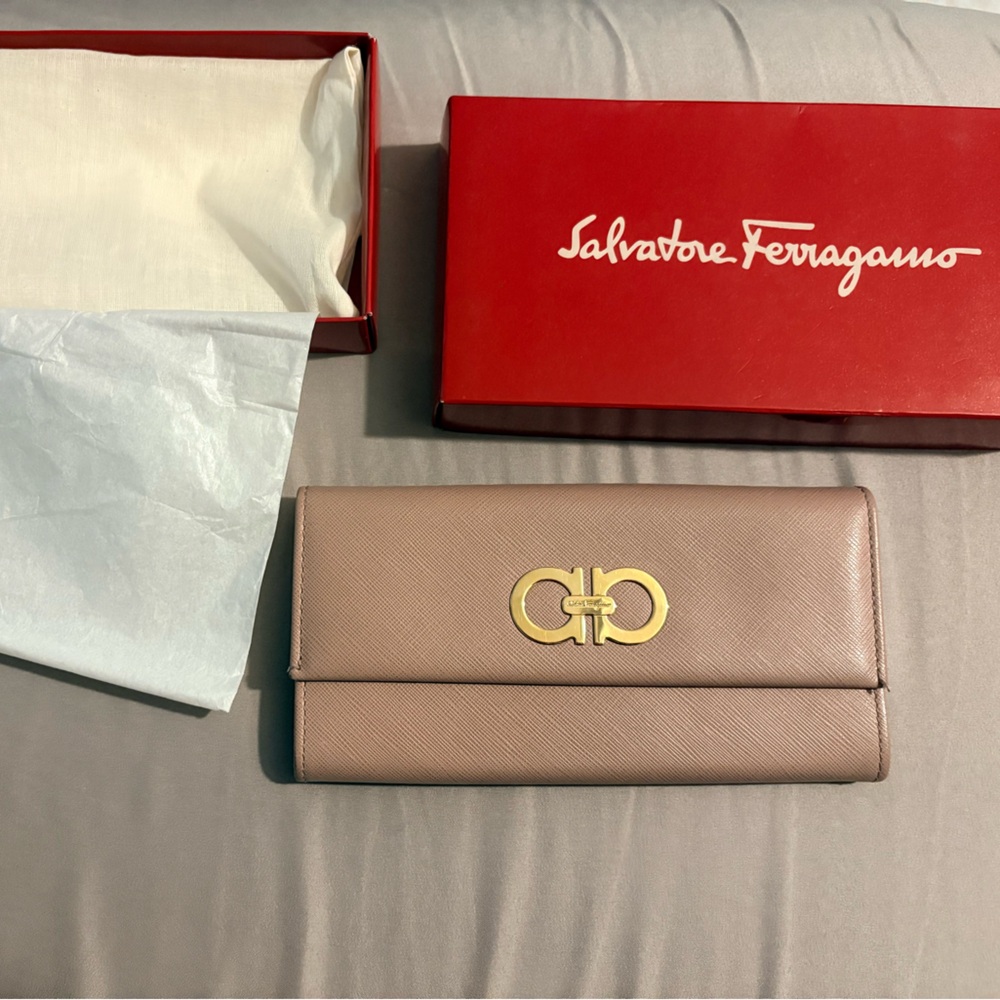 Salvatore Ferragamo Beige Wallet with Gold Accent